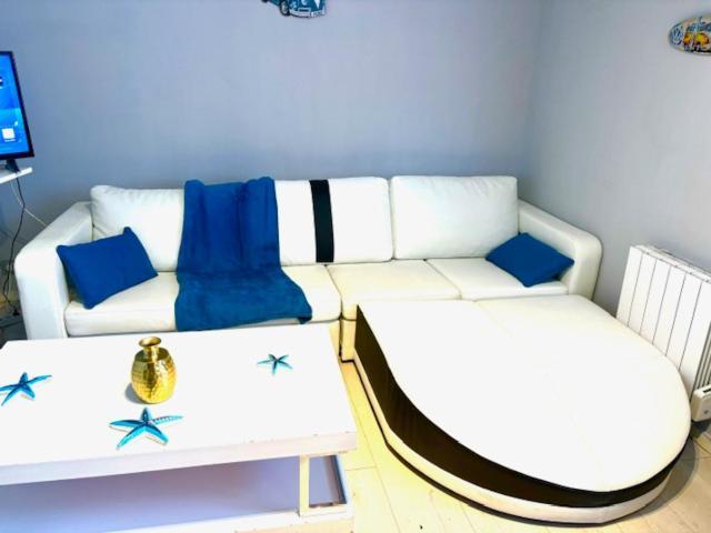 Au Coeur De Chateaubriant 2 Pieces Design De Plain Pied Extérieur photo